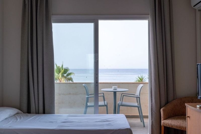 Hotel Santa Rosa - Image 9