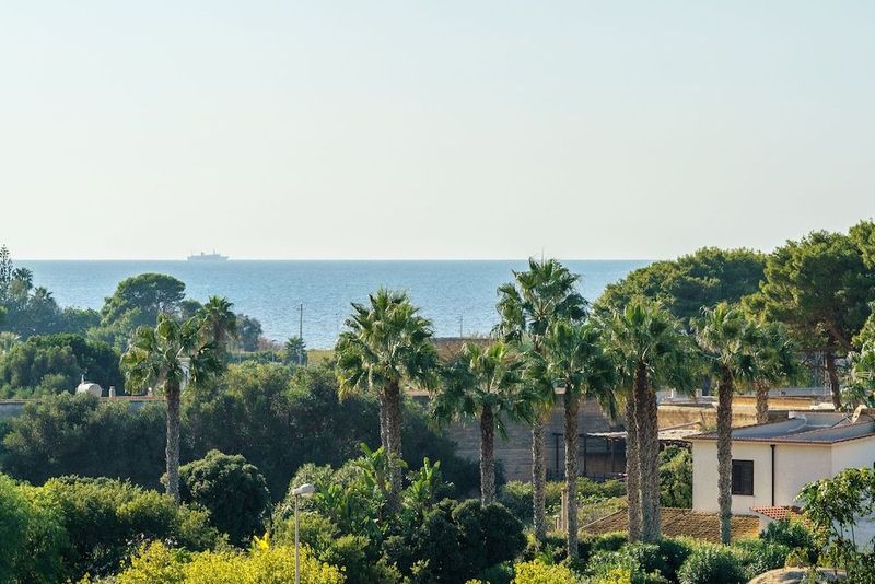 Travini Suite Holiday Resort - Image 4