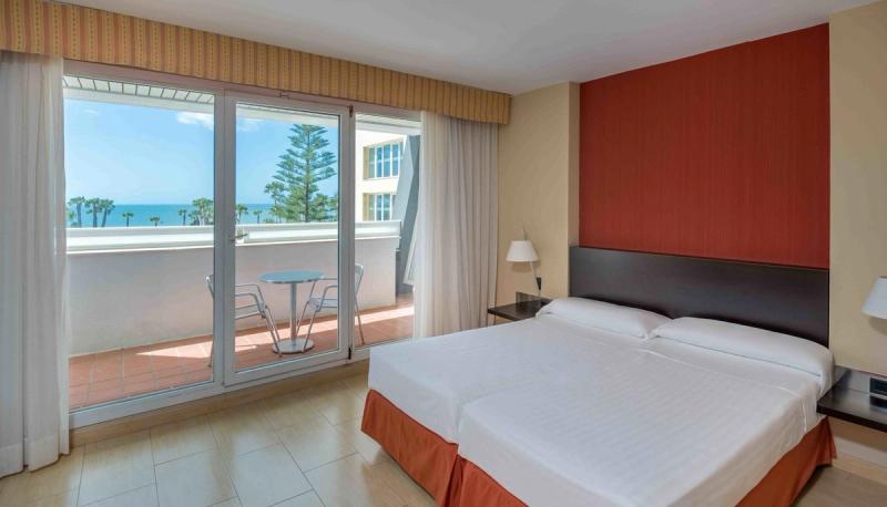 Hotel ILUNION Istlantilla - Image 8