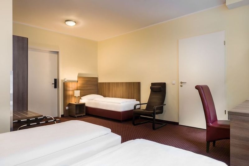 Novum Hotel City B Berlin - Image 9