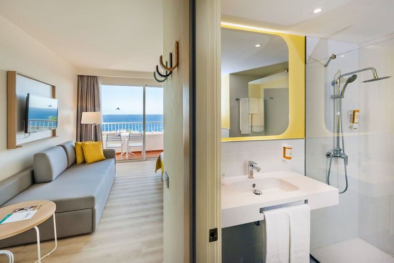 Abora Interclub Atlantic by Lopesan Hotels - Image 5