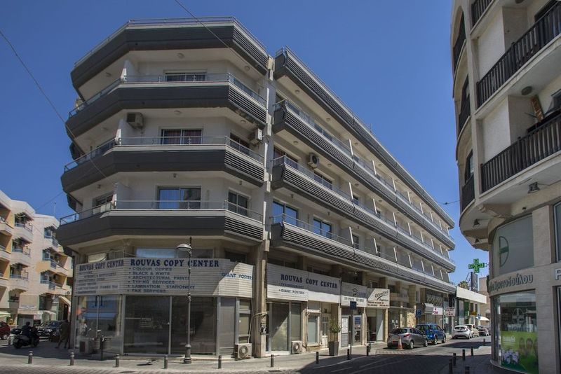 Blazer Residence - Image 4