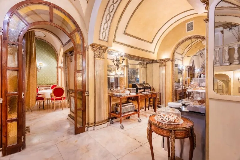 Hotel Des Epoques