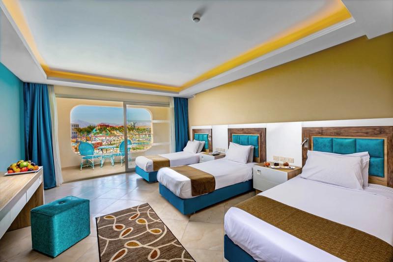 Titanic Resort & Aqua Park - Image 2