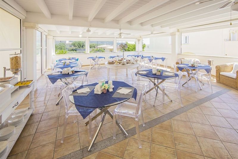 Olbia City Hotel - Image 6
