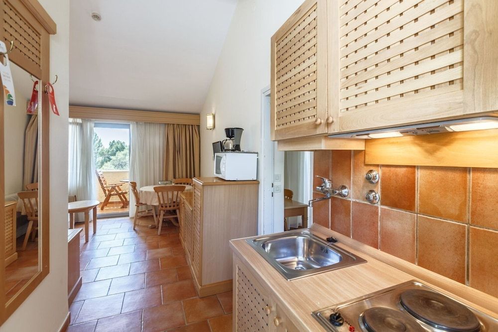 Apartments Bellevue Plava Laguna - Image 6