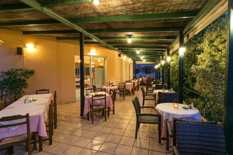 Elotia Hotel - Image 7
