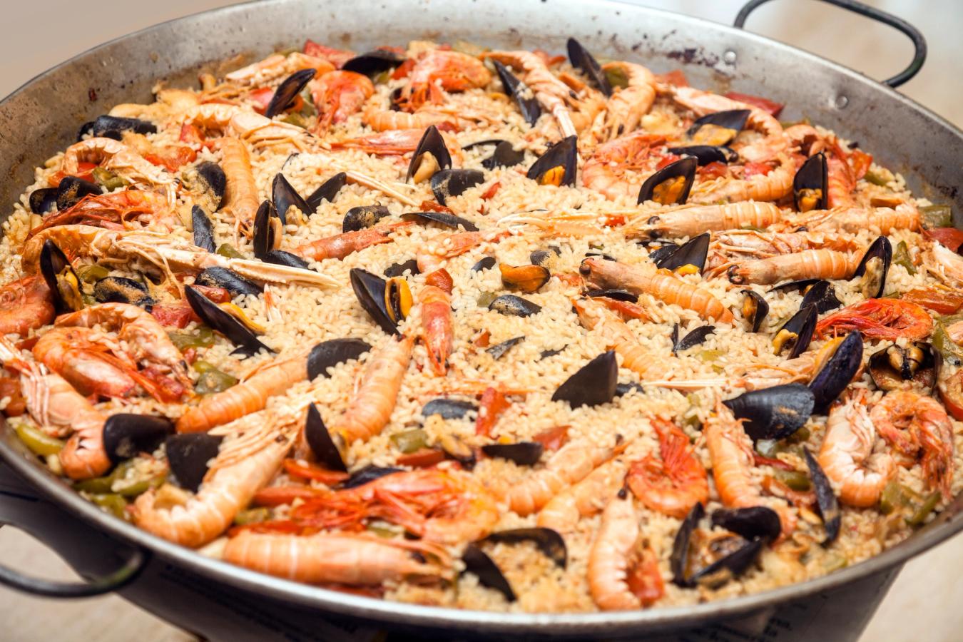Prøv en ekte, smakfull Valencia-paella med sjømat