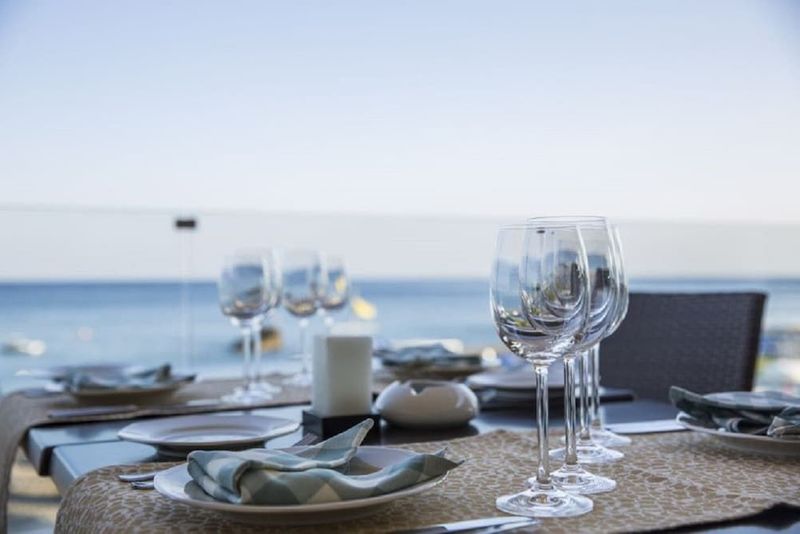 Mare Blue Hotel - Image 4