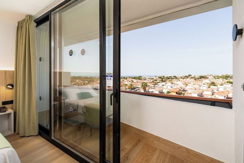 Ohtels Carabela - Image 8