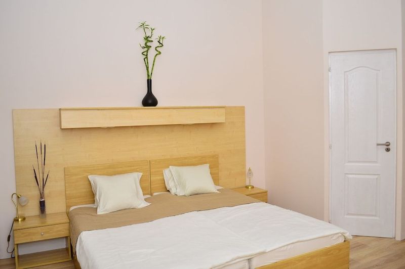 Centrooms House - Image 2