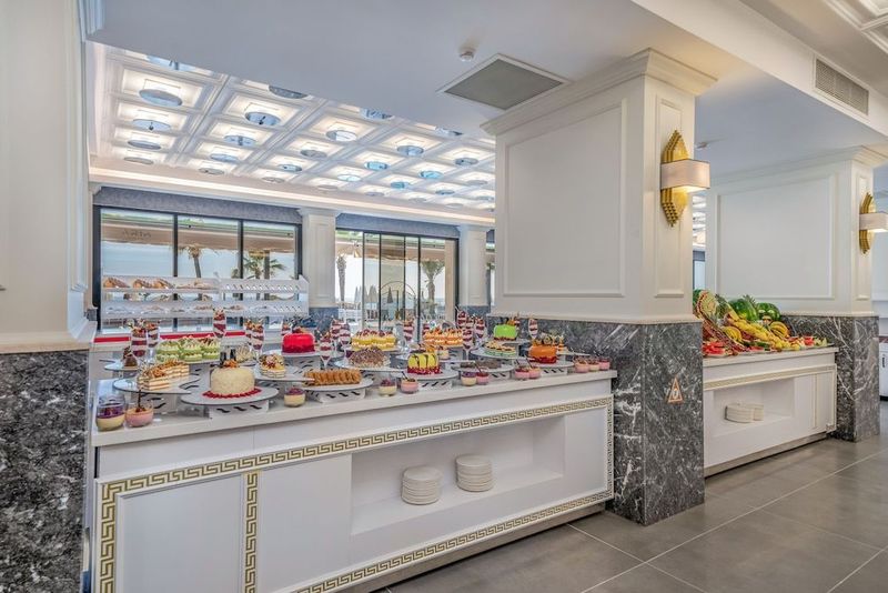 Aria Resort & Spa - Image 7