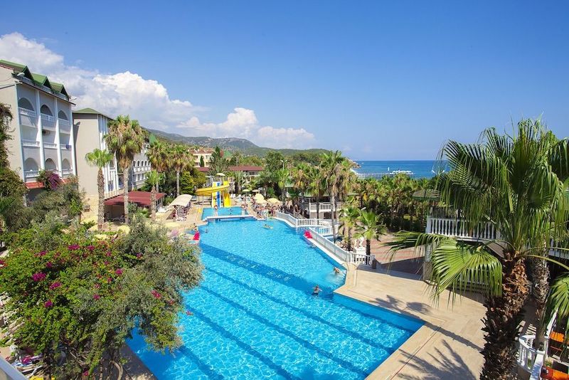Kemal Bay Hotel - Image 4
