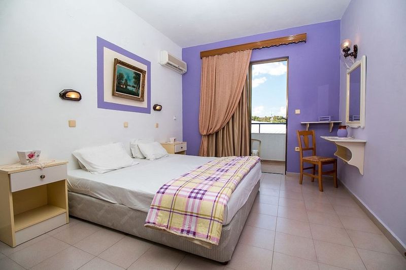 Ano Kampos Hotel & Studios - Image 2