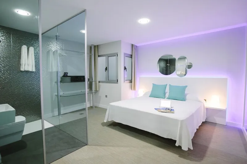 Valentina Beach Apartments & Suites