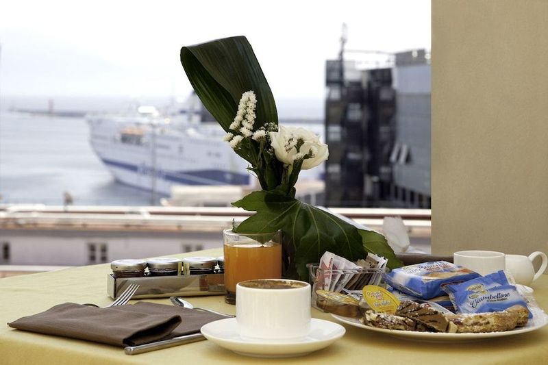 Naples - Image 6