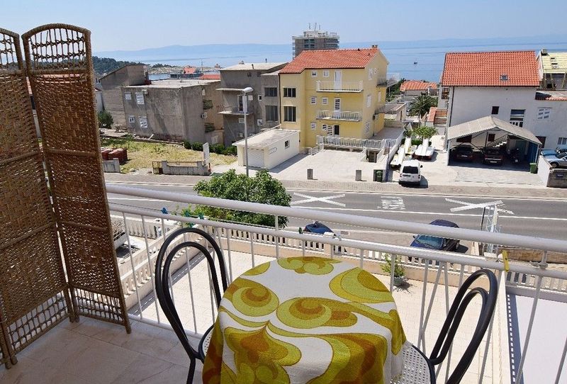 Renata Apartments - Image 4