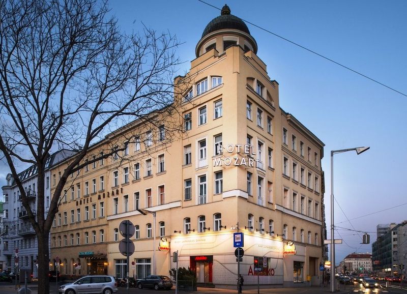 Hotel Mozart - Image 2