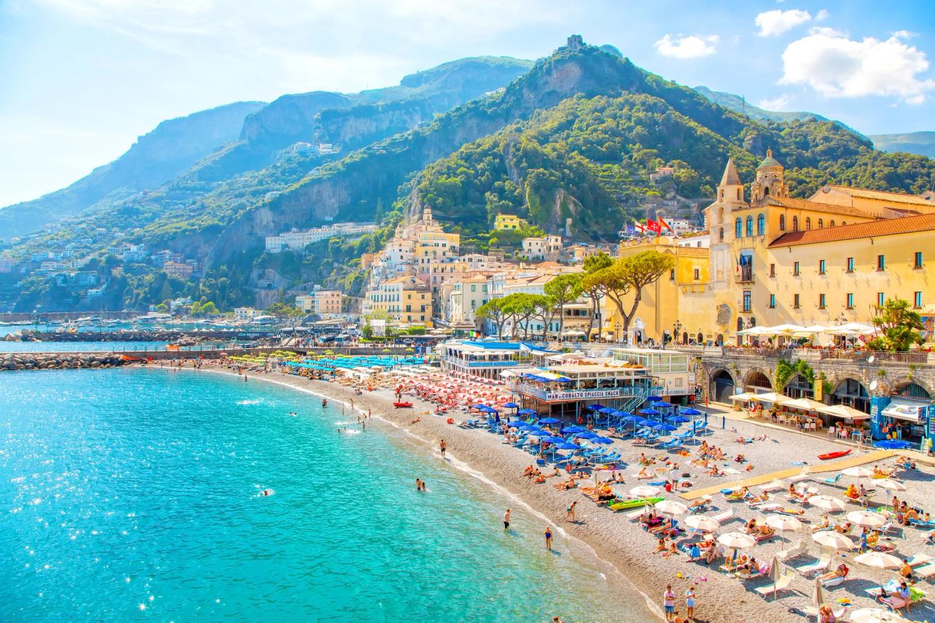 Stranden i Amalfi stad