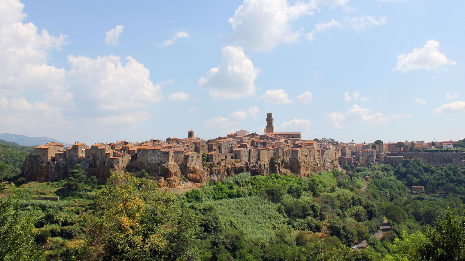 Middelalderbyen Pitigliano i Toscana