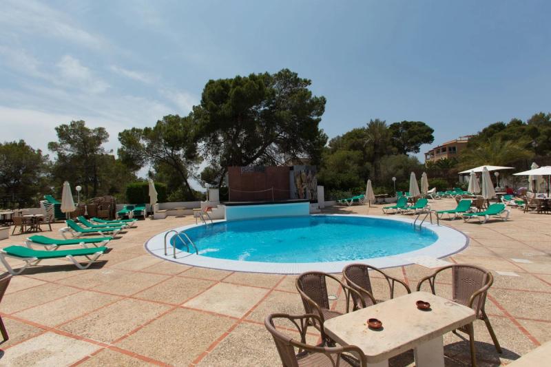 Hotel Pinos Playa - Image 5