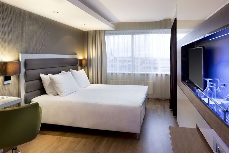 Radisson Blu Hotel Oluempia - Image 2