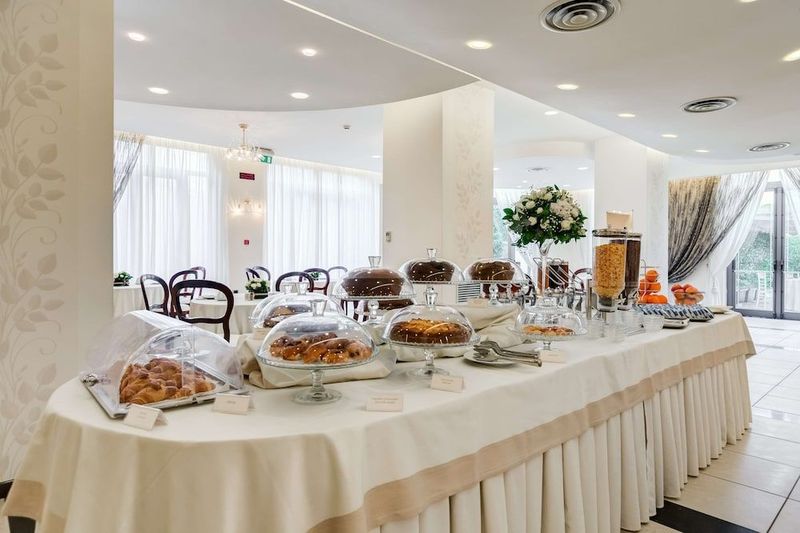 Europa Stabia Hotel - Image 7