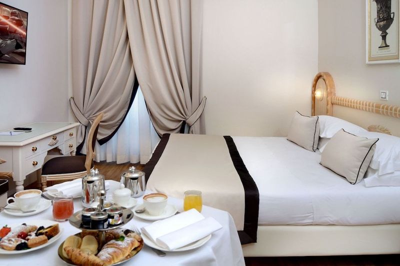 Grand Hotel Vittoria - Image 2