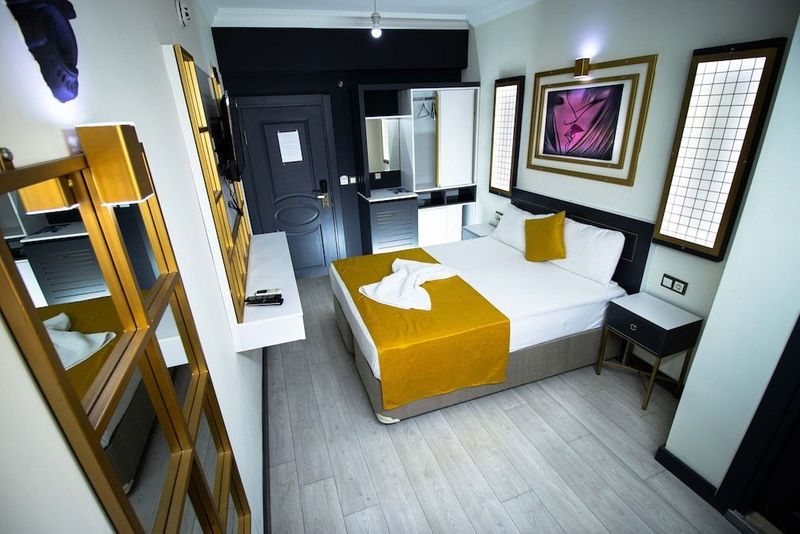 Exporoyal Hotel - Image 6