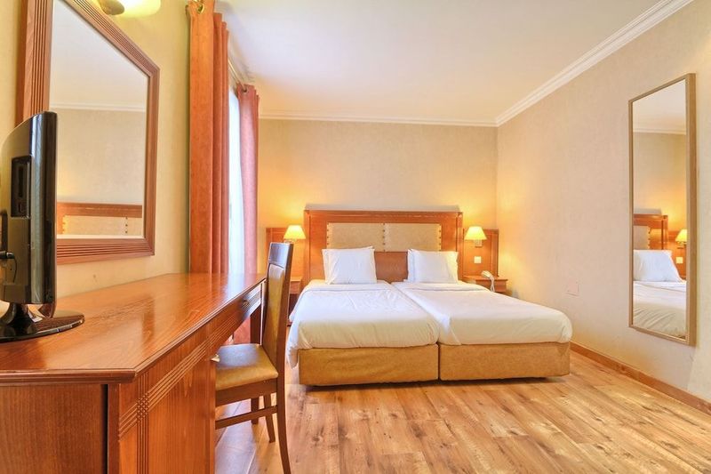 121 Paris - Image 7