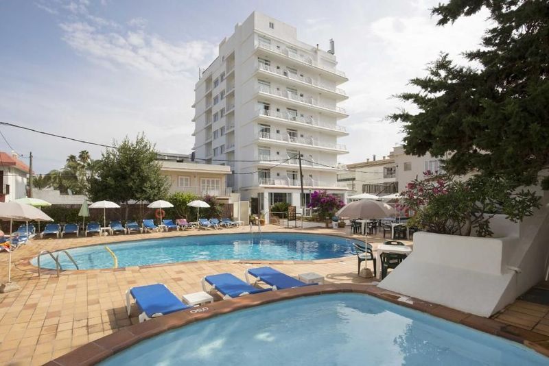 Sultan Hotel - Image 9