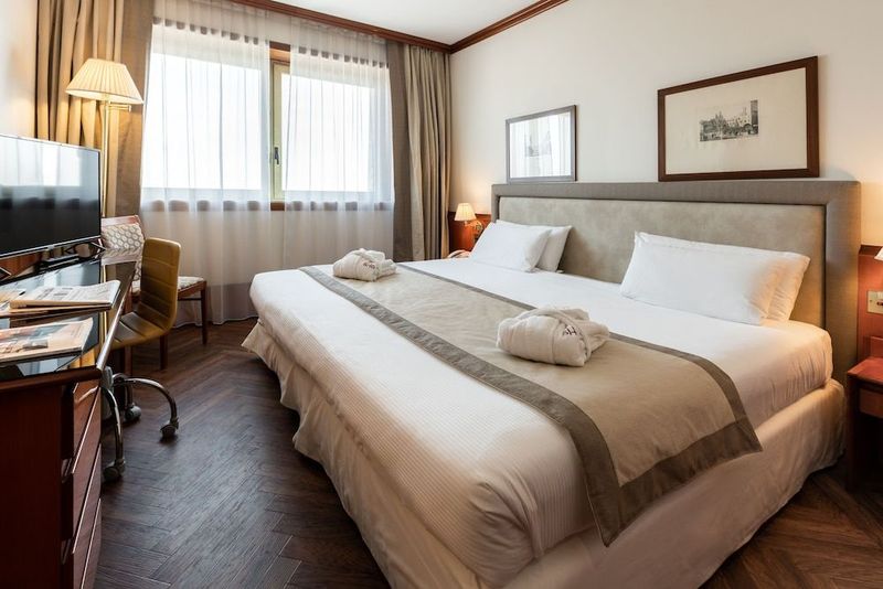 SHG Hotel Catullo Verona - Image 2