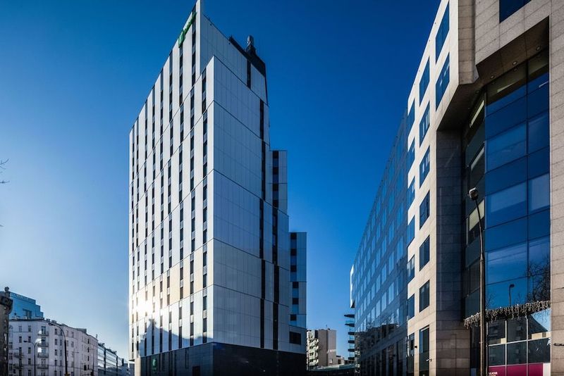 Holiday Inn Warsaw City Centre - Image 2