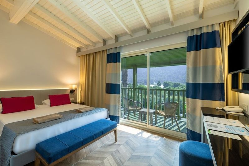 Crystal Flora Beach Resort - Image 3