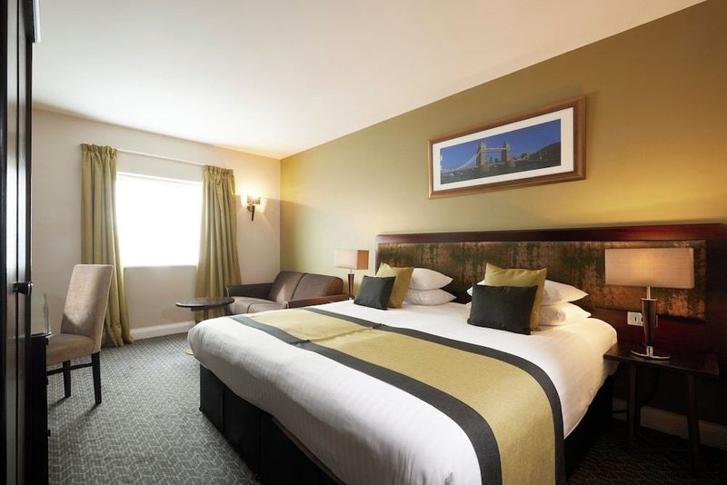 Stamford Bridge Hotel London - Image 5