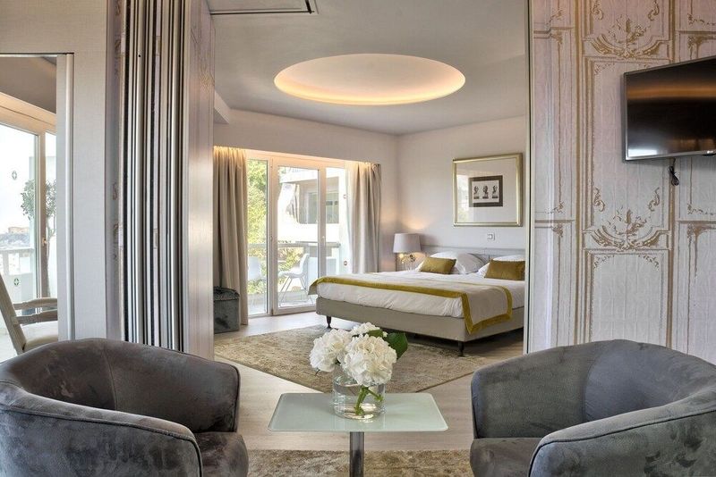 St. George Lycabettus Lifestyle Hotel - Image 9
