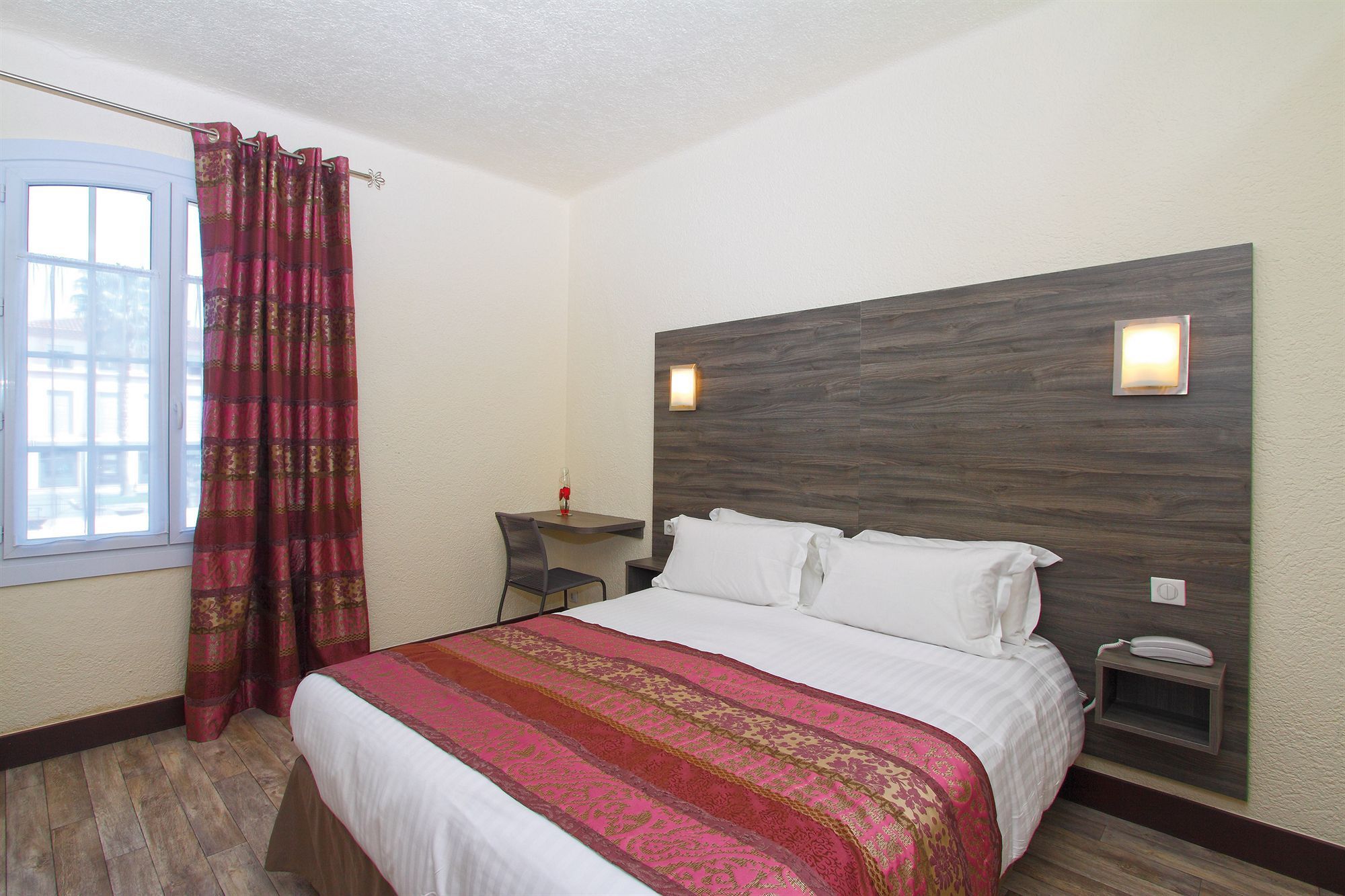 Le 21 Hotel - Image 4