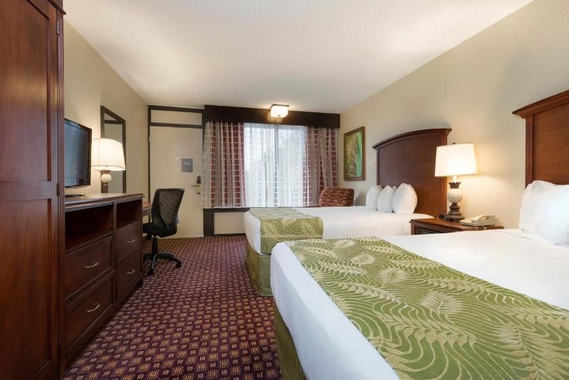 Rosen Inn International - Image 2
