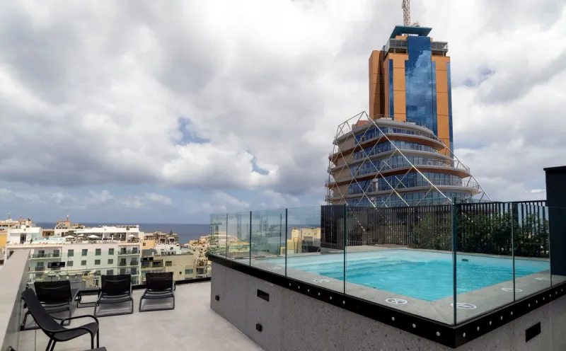 Onyx Hotel