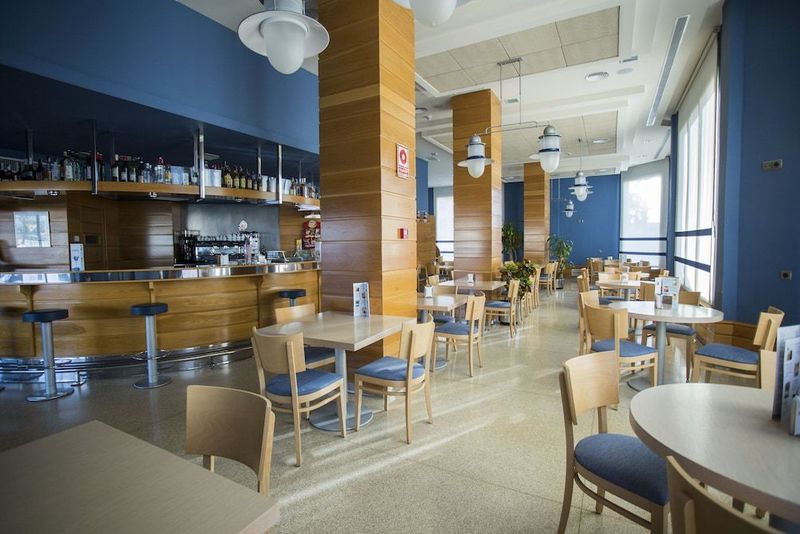 Poseidon La Manga Hotel & Spa - Image 10