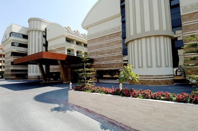 Seamelia Beach Resort & Spa - Image 6