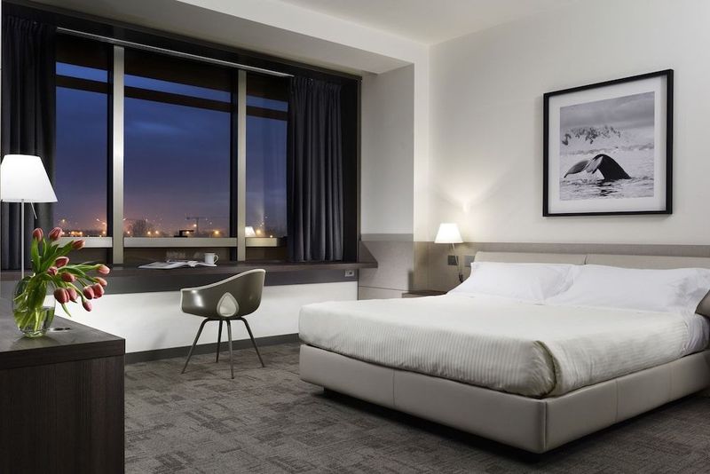 UNAHOTELS San Vitale Bologna - Image 2