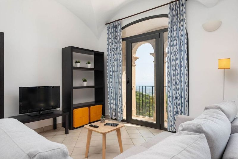 Sant Salvador Petit Hotel - Image 5