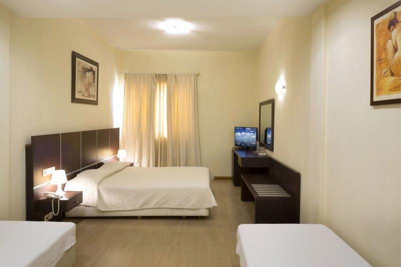 Blue Sea Hotel - Image 7