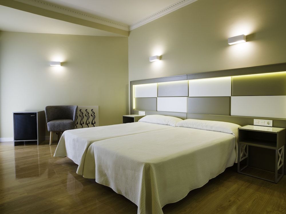 Hotel Monarque Torreblanca - Image 3