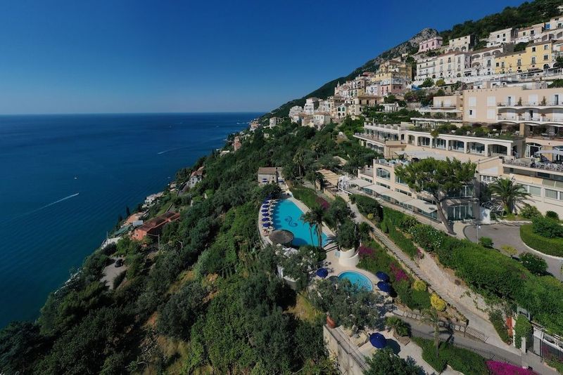 Raito Hotel - Image 5