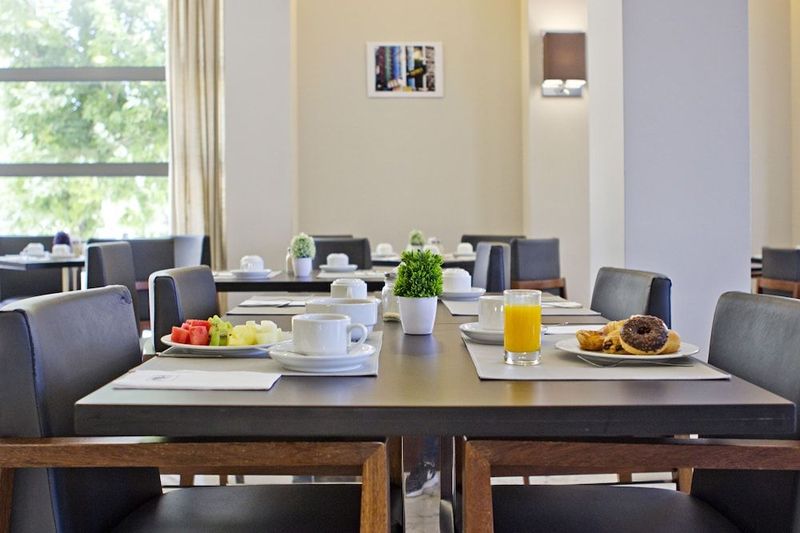 Eurostars Oporto - Image 7