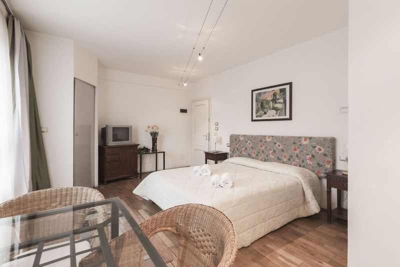 PRince Residence - Image 2