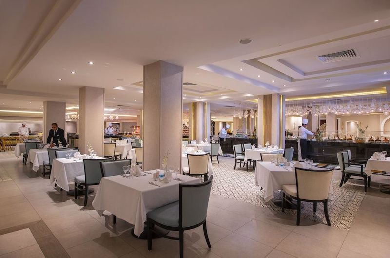 Premier Le Reve Hotel & Spa - Image 6