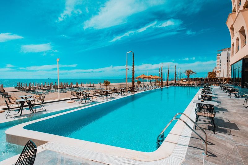 Royal G Deluxe Hotel & Spa - Image 4
